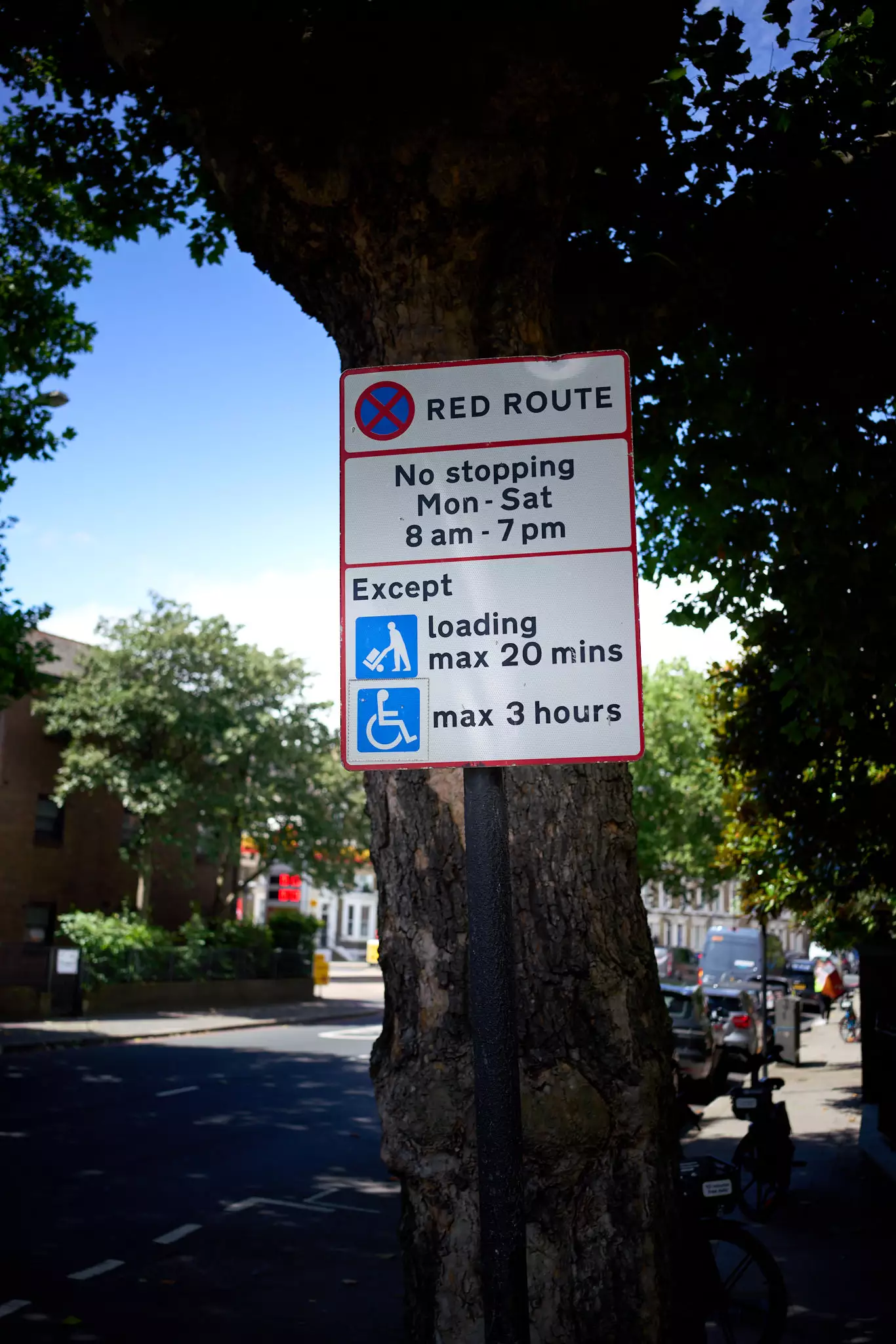 Red Routes street sign