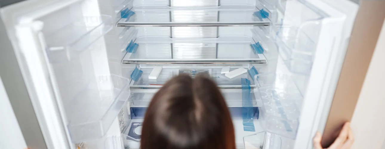 empty fridge-freezer Fridge freezer - empty the content prior removals