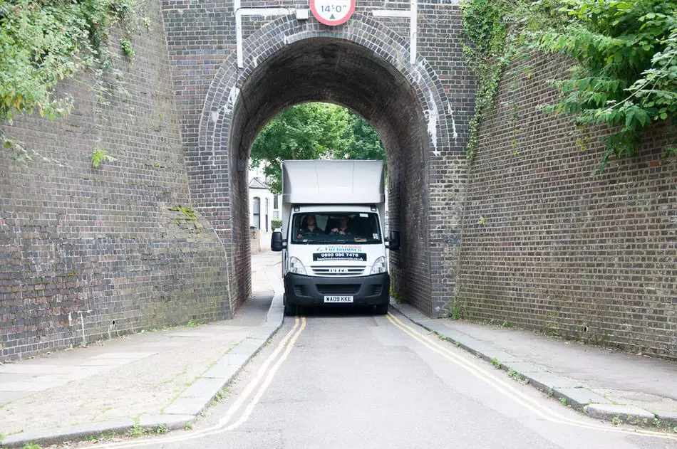 luton van