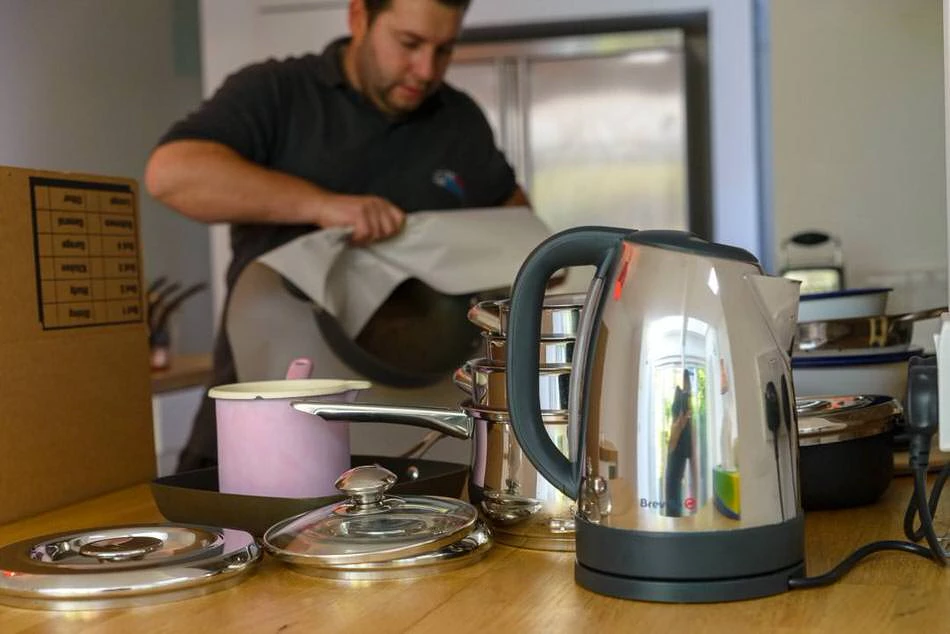 kitchen packing service